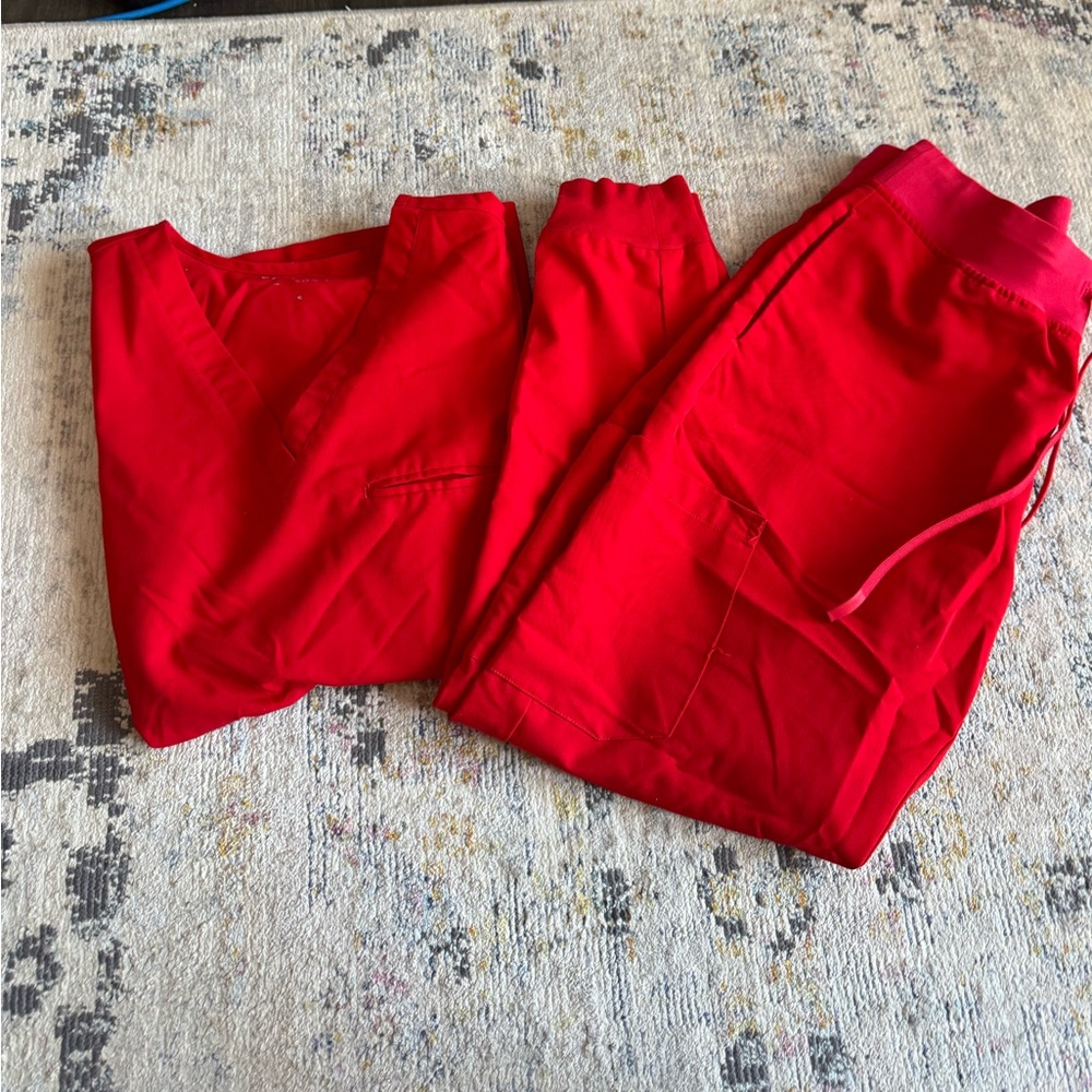 Mandala Bright Red Jogger Scrub Set